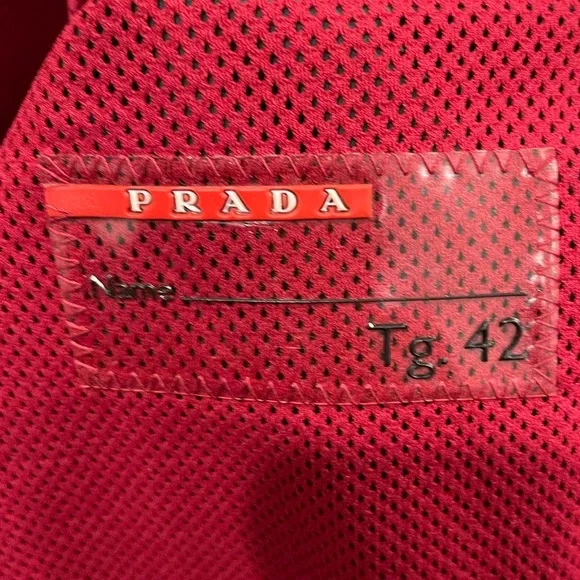 Waterproof jacket - Picture 4 of 6